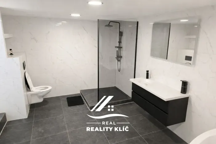 Prodej bytu 3+1, Český Těšín, Ropická, 98 m2