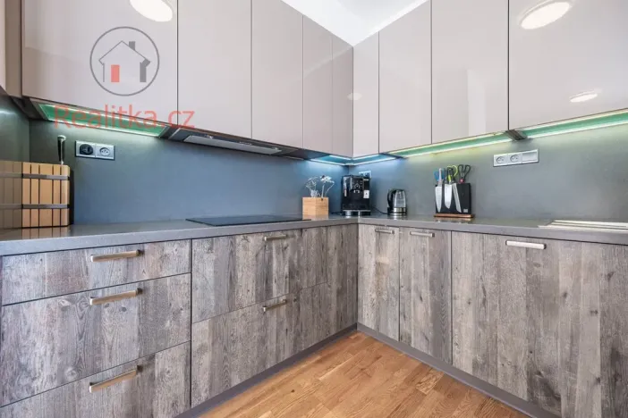 Prodej bytu 4+kk, Praha - Jinonice, Pod stolovou horou, 114 m2