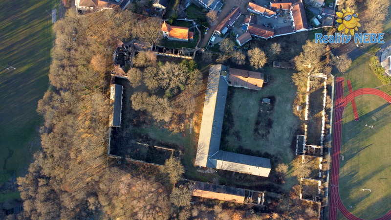 Prodej pozemku pro bydlení, Praha - Petrovice, Novopetrovická, 38977 m2