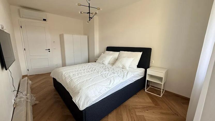 Pronájem bytu 2+kk, Praha - Vršovice, Tolstého, 48 m2