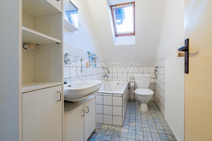 Prodej rodinného domu, Komárov, Sokolovická, 140 m2