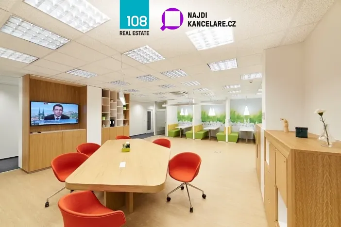 Pronájem kanceláře, Praha - Holešovice, Dělnická, 1500 m2