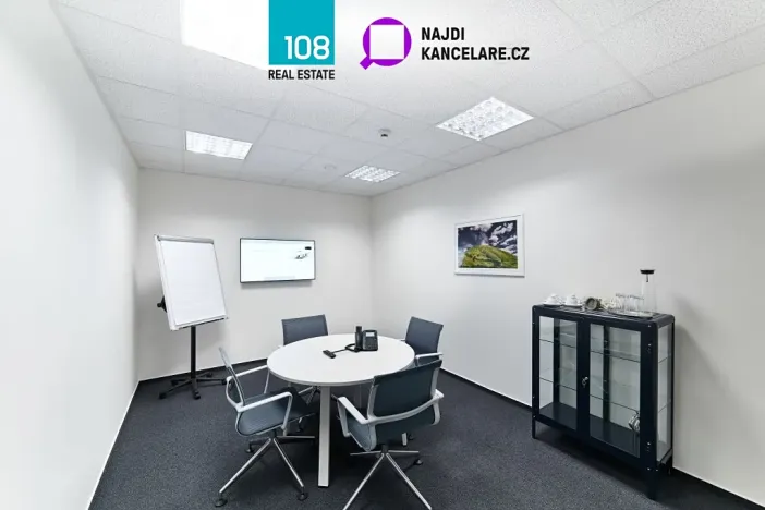Pronájem kanceláře, Praha - Holešovice, Dělnická, 1500 m2