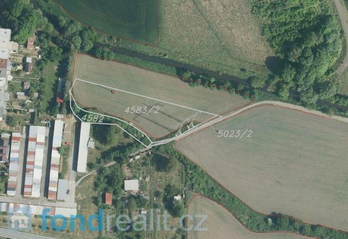 Prodej pole, Hulín, 3481 m2