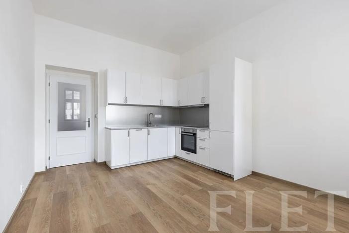 Pronájem bytu 1+kk, Praha - Žižkov, Milíčova, 29 m2