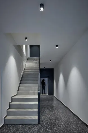 Pronájem skladu, Praha - Karlín, Sokolovská, 2 m2