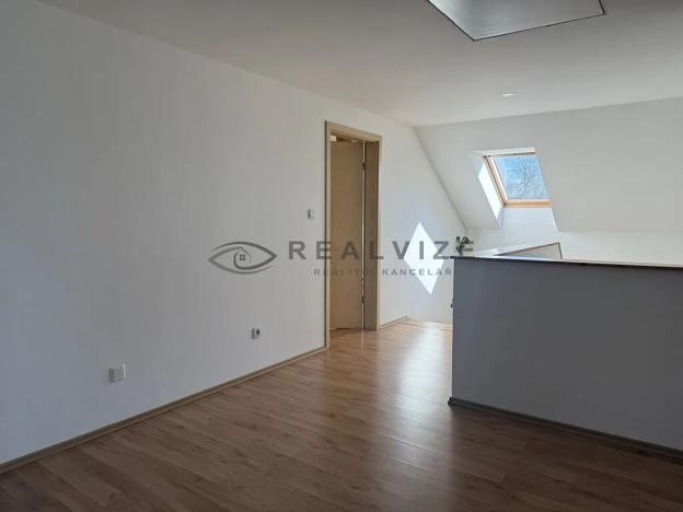 Pronájem bytu 3+1, České Budějovice, Jubilejní, 138 m2