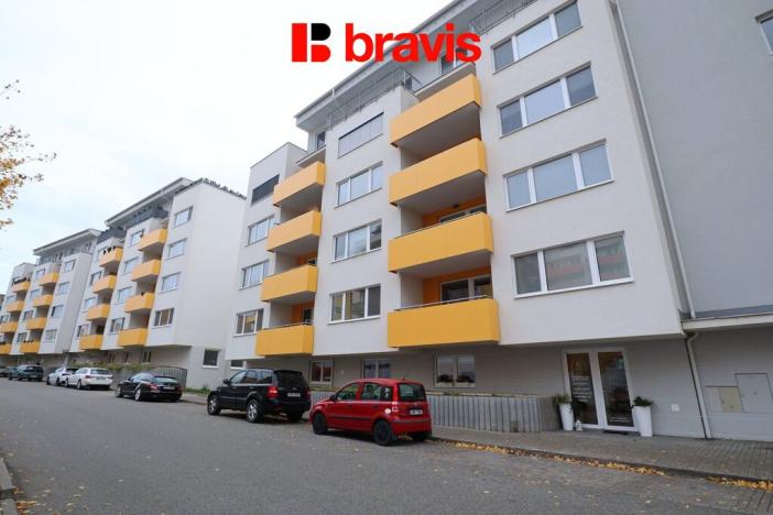 Pronájem garáže, Brno - Žebětín, Chvalovka, 14 m2