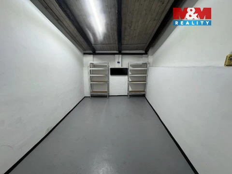 Pronájem garáže, Krupá, 18 m2