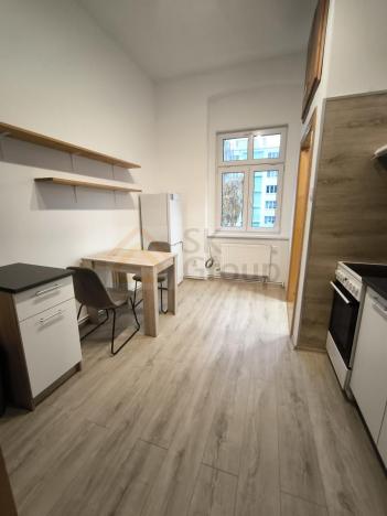 Pronájem atypického bytu, Karlovy Vary - Rybáře, Sokolovská, 45 m2