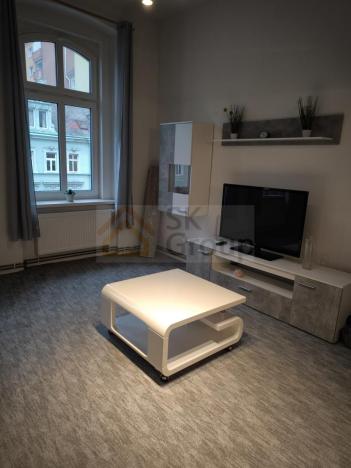 Pronájem atypického bytu, Karlovy Vary - Rybáře, Sokolovská, 45 m2