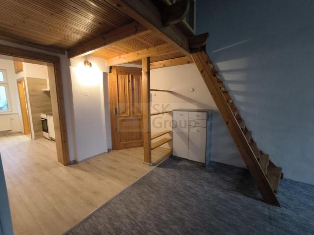 Pronájem atypického bytu, Karlovy Vary - Rybáře, Sokolovská, 45 m2