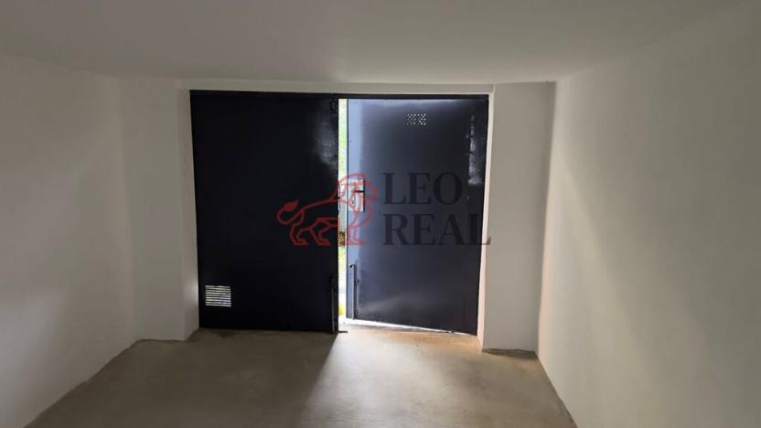 Pronájem garáže, Děčín, Nedbalova, 20 m2