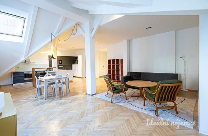 Pronájem bytu 3+kk, Praha - Staré Město, Valentinská, 114 m2