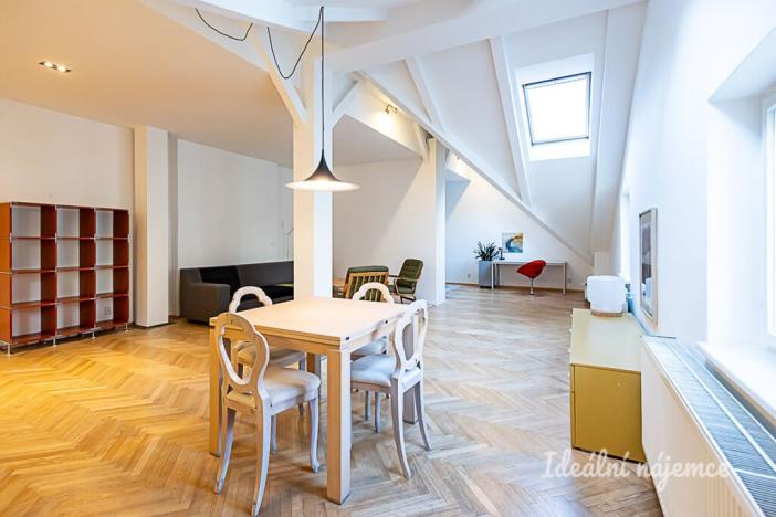 Pronájem bytu 3+kk, Praha - Staré Město, Valentinská, 114 m2