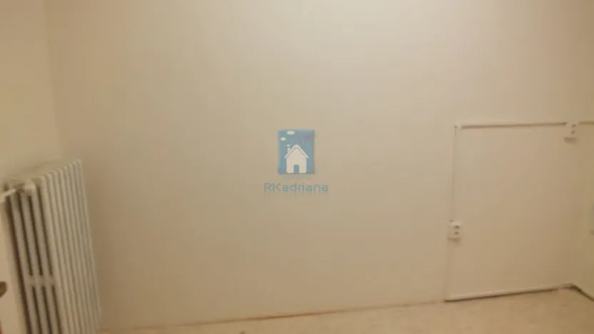 Pronájem obchodního prostoru, Plzeň, Karla Steinera, 18 m2