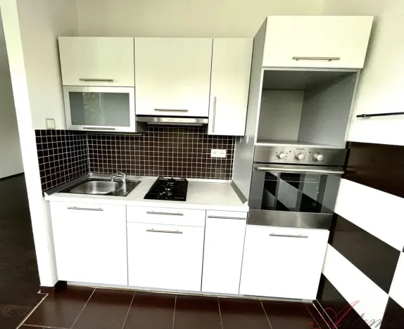 Pronájem bytu 1+1, Ostrava - Poruba, Alžírská, 27 m2