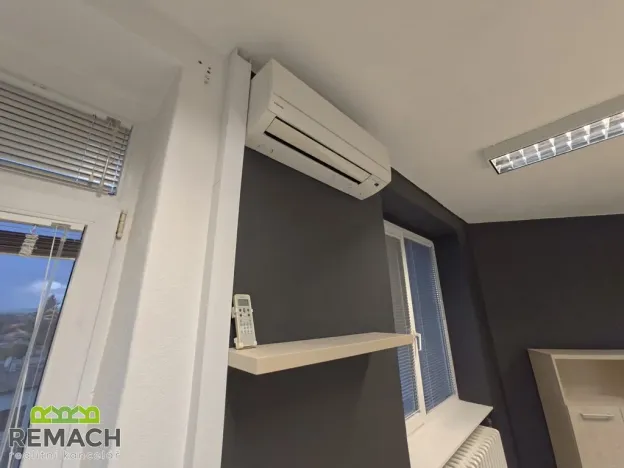 Pronájem kanceláře, Uherské Hradiště, Dlouhá, 65 m2