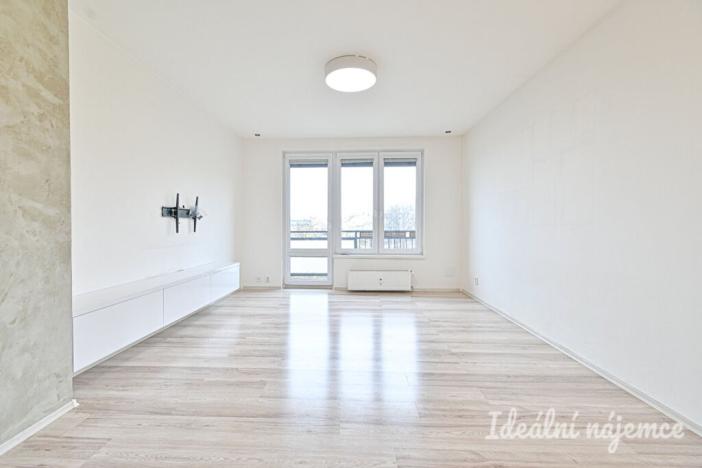 Pronájem bytu 2+kk, Brno, Kroftova, 63 m2