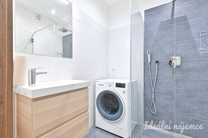 Pronájem bytu 2+kk, Brno, Kroftova, 63 m2