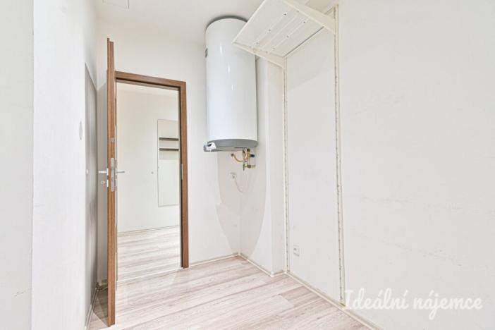 Pronájem bytu 2+kk, Brno, Kroftova, 63 m2