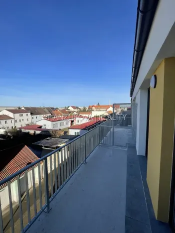 Pronájem bytu 1+kk, České Budějovice, Dobrovodská, 32 m2