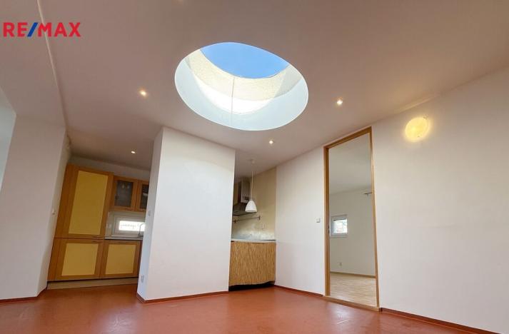 Pronájem bytu 5+kk, Praha - Liboc, Za vokovickou vozovnou, 105 m2