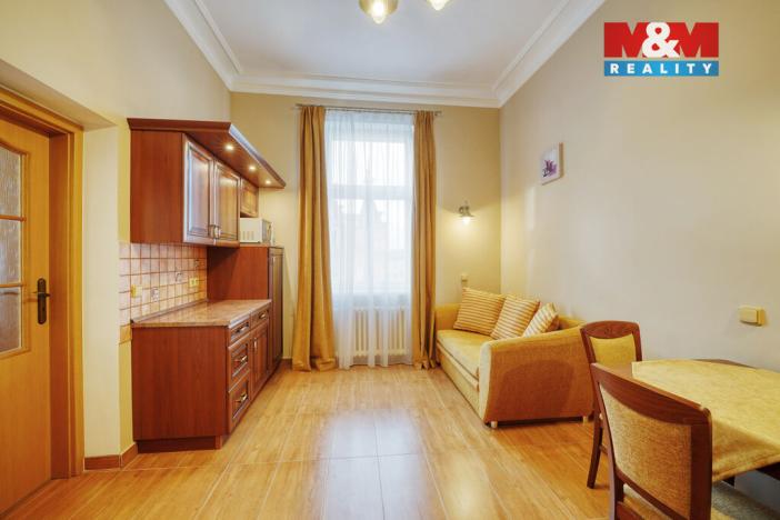 Prodej bytu 1+1, Karlovy Vary, Svahová, 50 m2