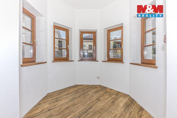 Prodej rodinného domu, Praha - Horní Počernice, Dobrošovská, 295 m2