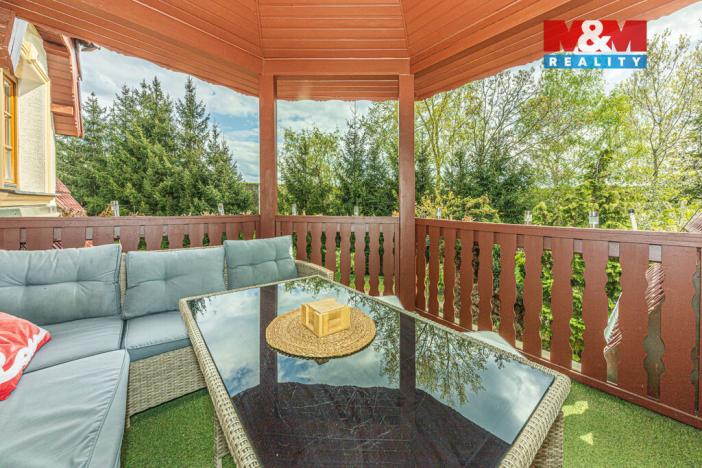 Prodej rodinného domu, Praha - Horní Počernice, Dobrošovská, 295 m2