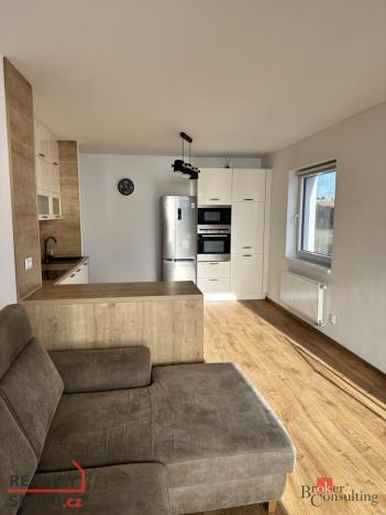 Pronájem bytu 2+kk, Plzeň - Severní Předměstí, Na Chmelnicích, 62 m2