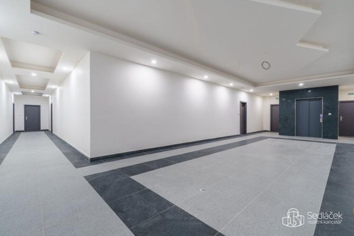 Pronájem bytu 4+1, Sokolov, Boženy Němcové, 108 m2