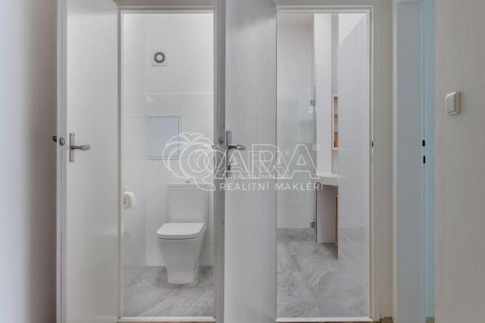 Pronájem bytu 2+kk, Praha - Vršovice, Vršovická, 60 m2