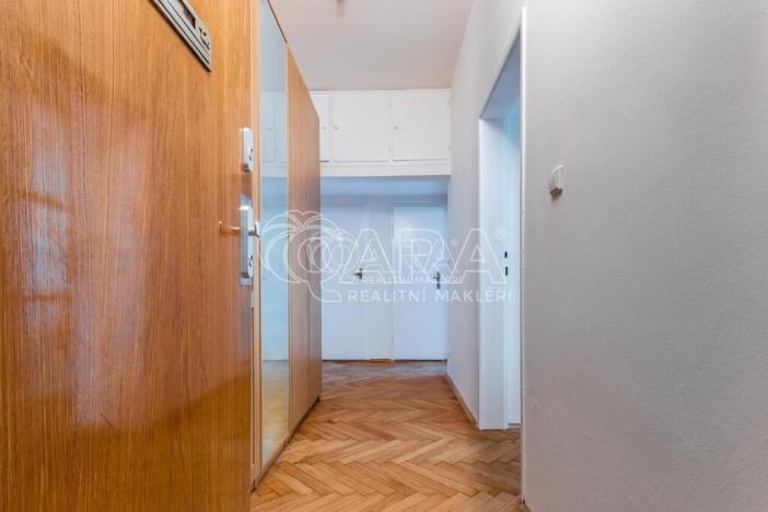 Pronájem bytu 2+kk, Praha - Vršovice, Vršovická, 60 m2