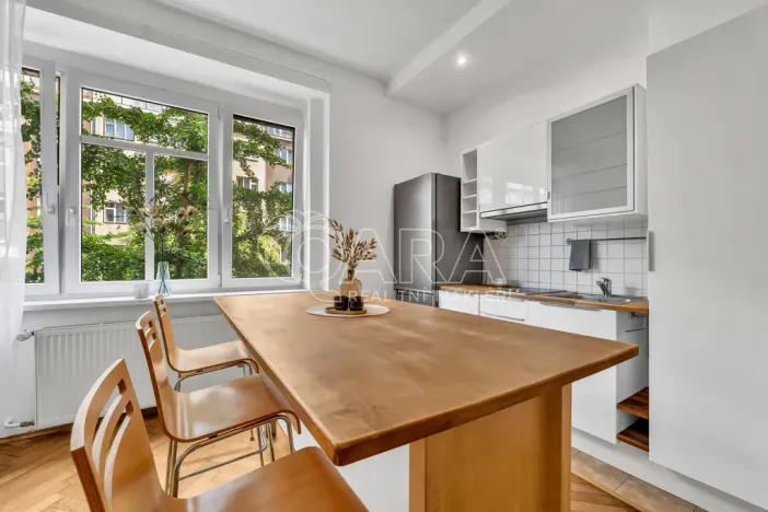 Pronájem bytu 2+kk, Praha, 60 m2