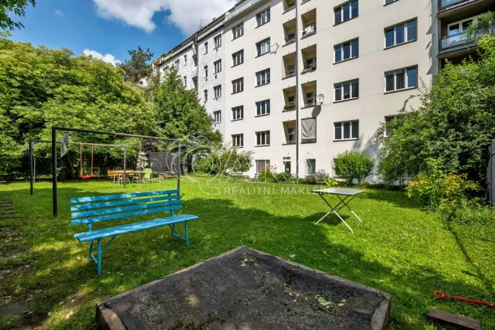 Pronájem bytu 2+kk, Praha, 60 m2