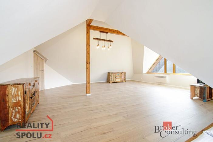 Prodej ubytování, Horní Lhota, 770 m2
