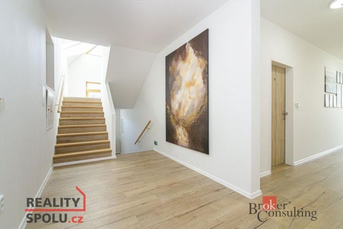 Prodej ubytování, Horní Lhota, 770 m2