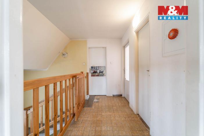 Prodej rodinného domu, Lochovice, 180 m2