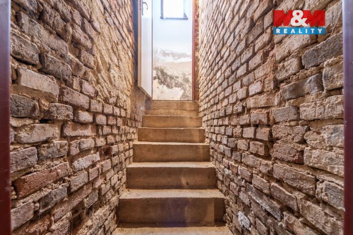 Prodej rodinného domu, Lochovice, 180 m2