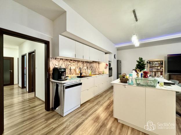 Pronájem bytu 4+kk, Sokolov, Boženy Němcové, 92 m2