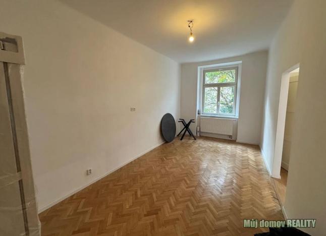 Pronájem bytu 2+kk, Praha - Vršovice, Bulharská, 43 m2
