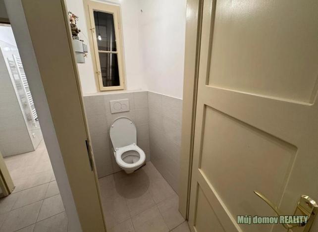 Pronájem bytu 2+kk, Praha - Vršovice, Bulharská, 43 m2