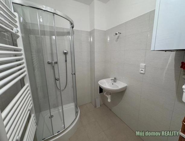 Pronájem bytu 2+kk, Praha - Vršovice, Bulharská, 43 m2