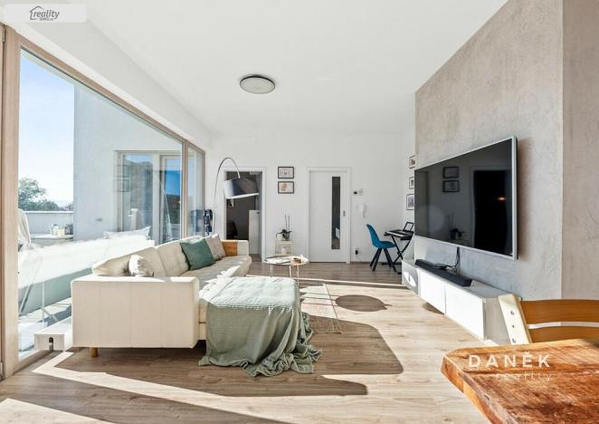 Prodej bytu 3+kk, Oslavany, náměstí 13. prosince, 76 m2