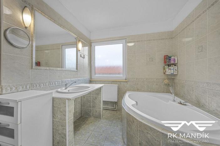 Prodej rodinného domu, Nová Ves, 212 m2