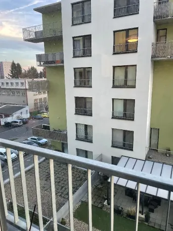 Pronájem bytu 1+kk, Pardubice, Na Spravedlnosti, 36 m2