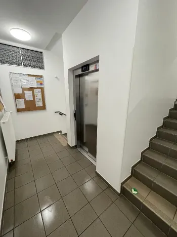 Pronájem bytu 1+kk, Pardubice, Na Spravedlnosti, 36 m2