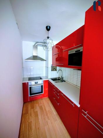 Pronájem bytu 1+kk, Praha - Holešovice, Osadní, 77 m2