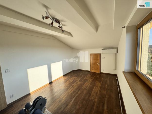 Pronájem rodinného domu, Buš, 170 m2